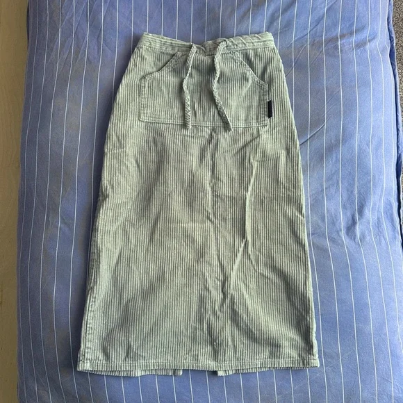 vintage corduroy midi skirt - Picture 5 of 10